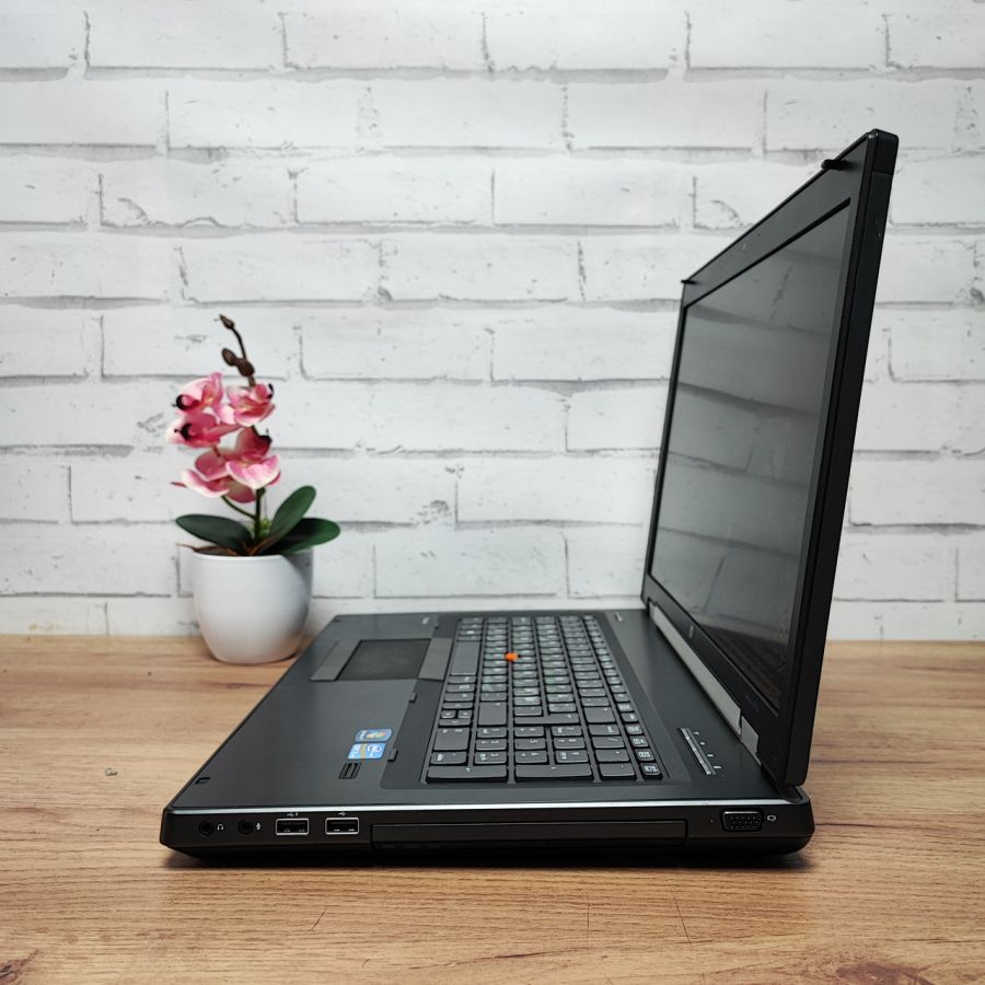 Ноутбук Б/В HP EliteBook 8770W, Intel Core i7-3740QM, DDR3 16 GB, SSD 256GB + HDD 500GB, AMD Radeon M4000 1Gb, 17" Full HD