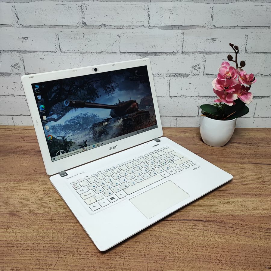 Ноутбук Б/В Acer V3-371, Intel Core i3-4005U, DDR3 8 GB, SSD 128GB, 13.3" HD