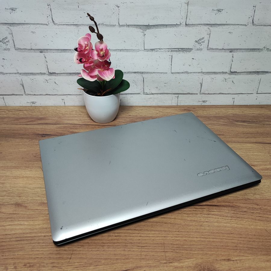 Ноутбук Б/В Lenovo G50-45, AMD A8-6410, DDR3 8 GB, SSD 256GB, AMD Radeon R5 1Gb, 15.6" Full HD