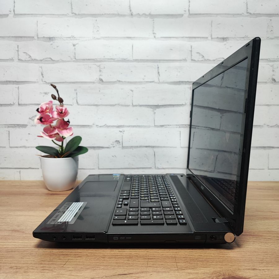 Ноутбук Б/В Acer VA73, Intel Core i5-4210M, DDR3 8 GB, SSD 128GB + HDD 500GB, NVIDIA GeForce GTX850M 2Gb, 15.6"