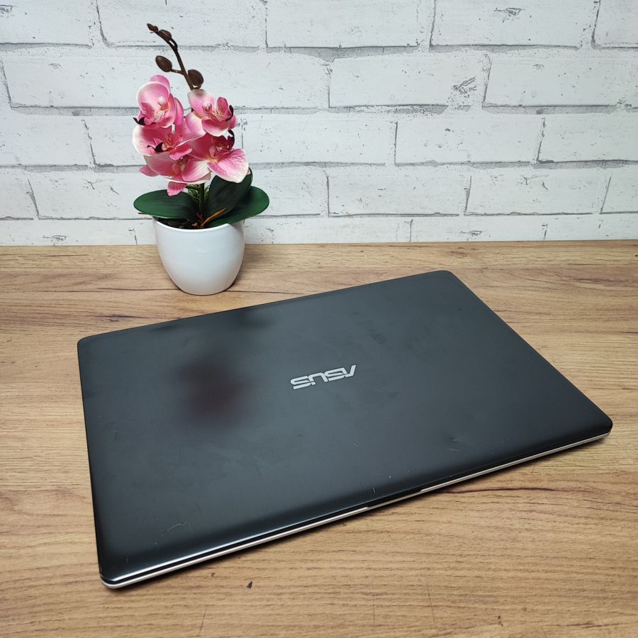 Уцінка! Ноутбук Б/В ASUS A551L, Intel Core i5-4210U, DDR3 12 GB, SSD 256GB, NVIDIA GeForce 840M 2Gb, 15.6"