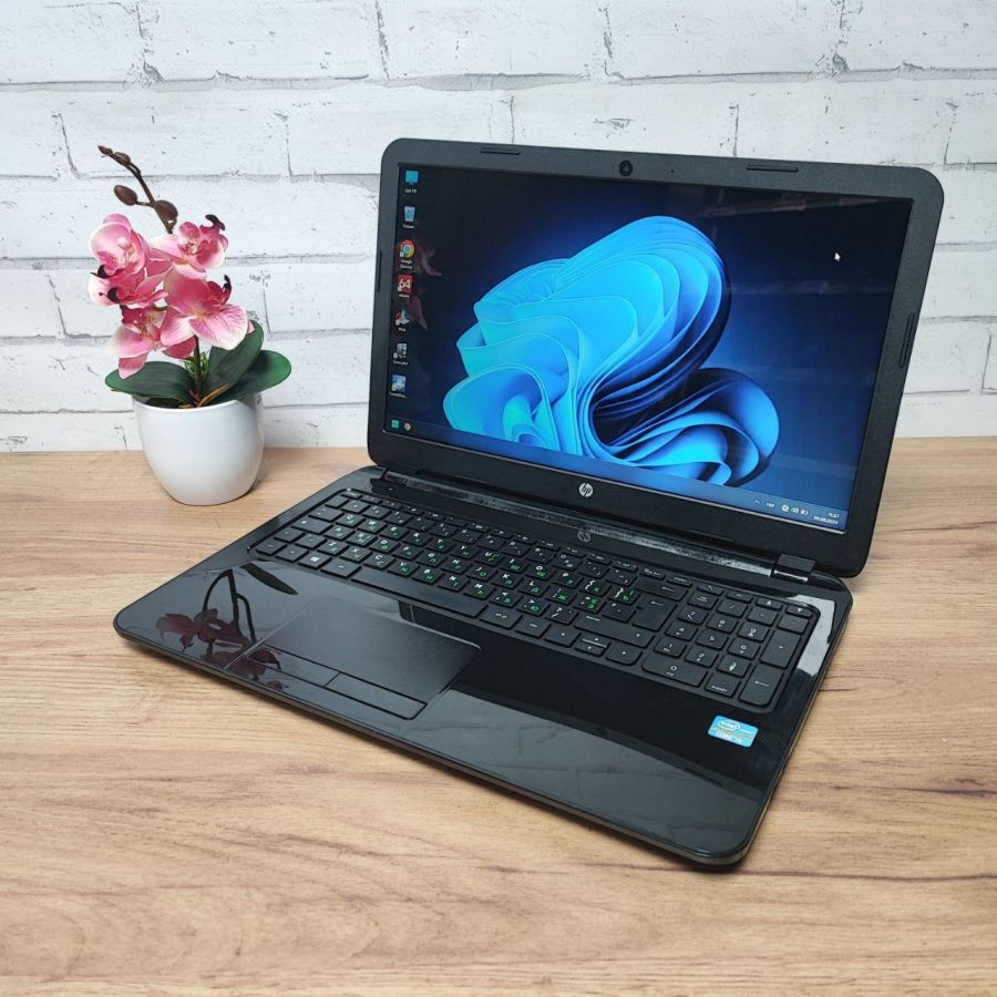 Ноутбук Б/В HP 15-R051ND, Intel Core i3-3217U, DDR3 8 GB, SSD 128GB, 15.6" HD