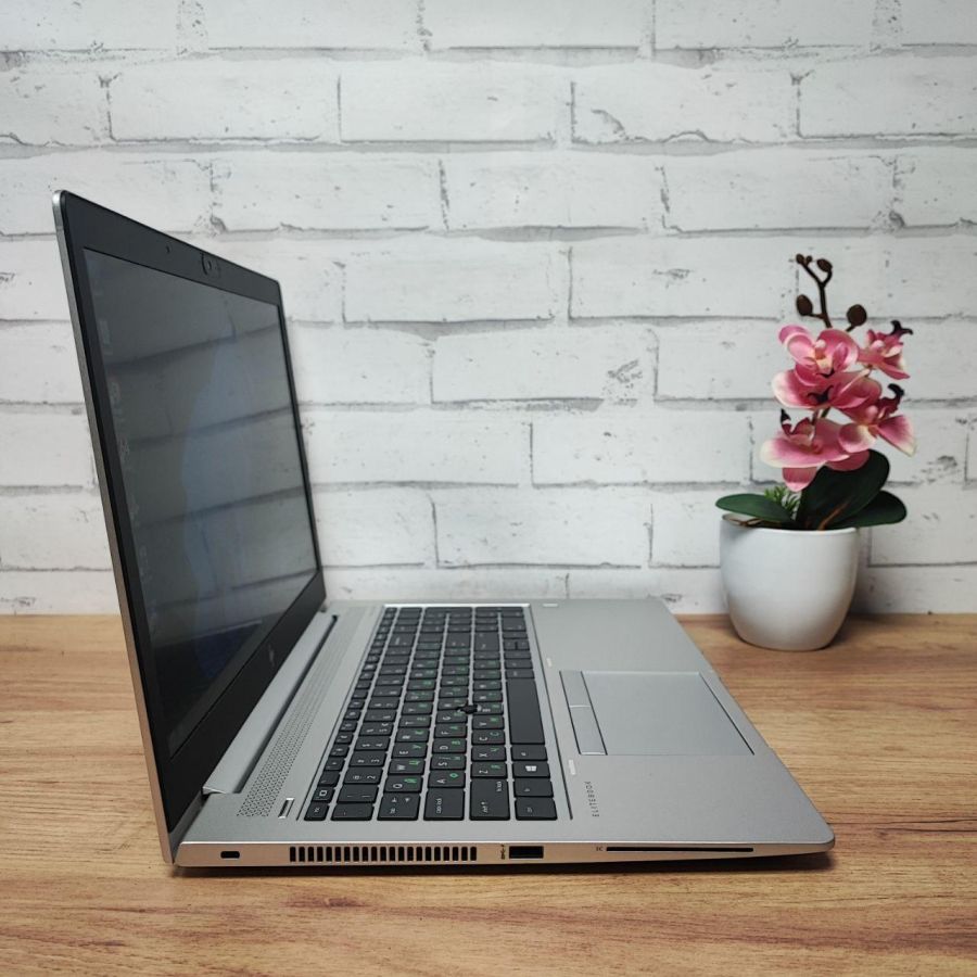 Ноутбук Б/В HP EliteBook 755 G5, AMD Ryzen 3 Pro Mobile 2300U, DDR4 16 GB, SSD 256GB, AMD Radeon Vega, 15.6" Full HD