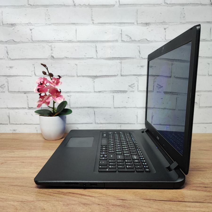 Ноутбук Б/В Acer ES1, Intel Celeron N3350, DDR3 8 GB, SSD 128GB, 15.6" HD