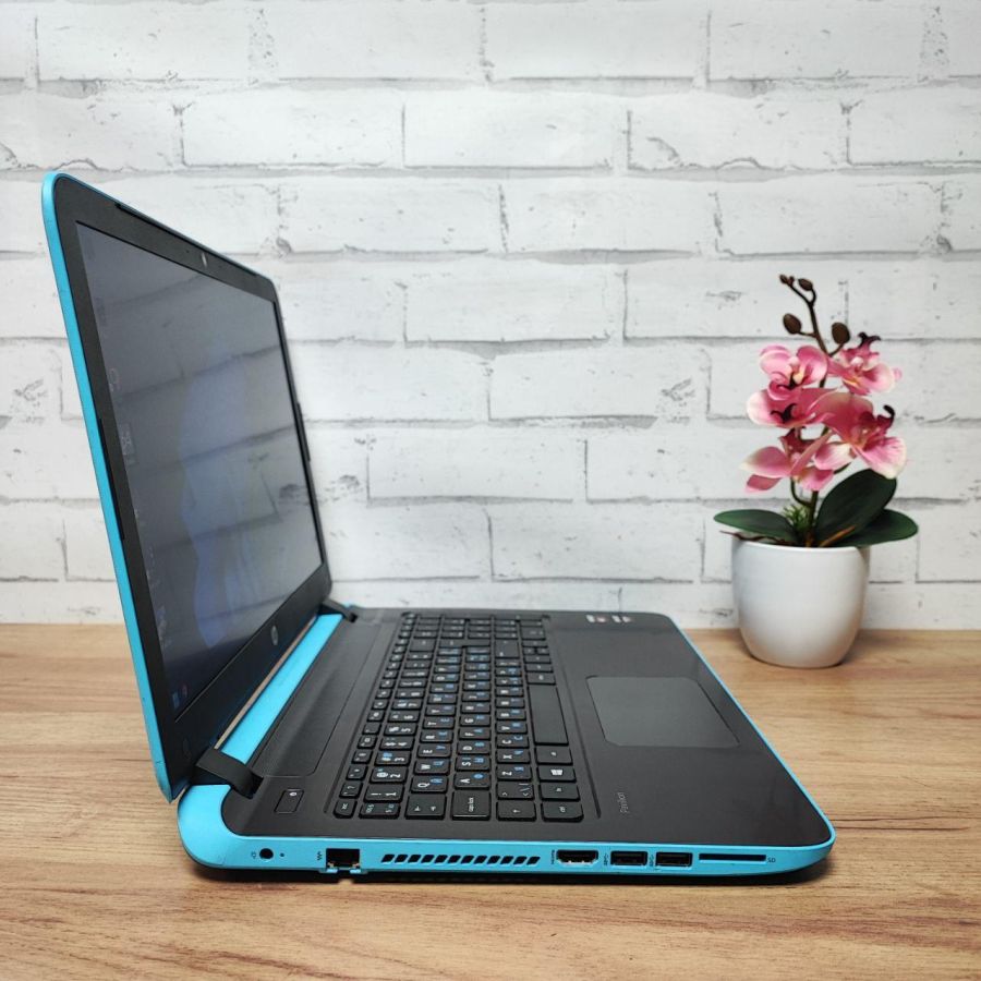 Ноутбук Б/В HP ProtectSmart, AMD A8-6410, DDR3 8 GB, SSD 360GB, AMD Radeon R5 1Gb, 15.6"