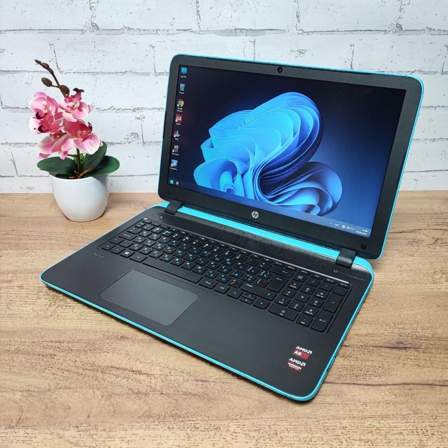 Ноутбук Б/В HP ProtectSmart, AMD A8-6410, DDR3 8 GB, SSD 360GB, AMD Radeon R5 1Gb, 15.6"