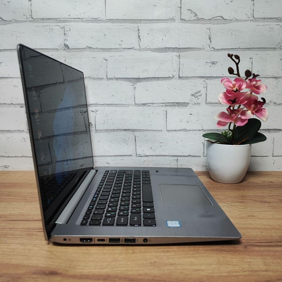 Ноутбук Б/В Acer N17P3, Intel Core i3-7100U, DDR4 4 GB, SSD 256GB, 14" Full HD Сенсор