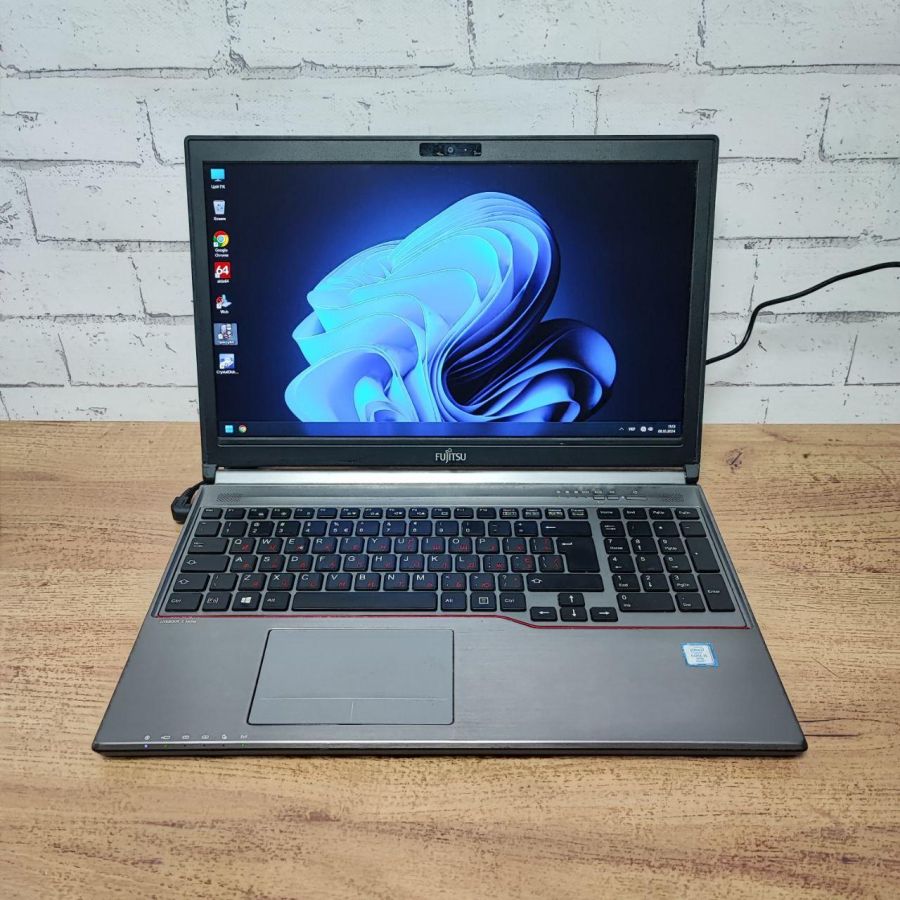 Уцінка! Ноутбук Б/В Fujitsu E756, Intel Core i5-6300U, DDR4 8 GB, SSD 128GB, 15.6" Full HD