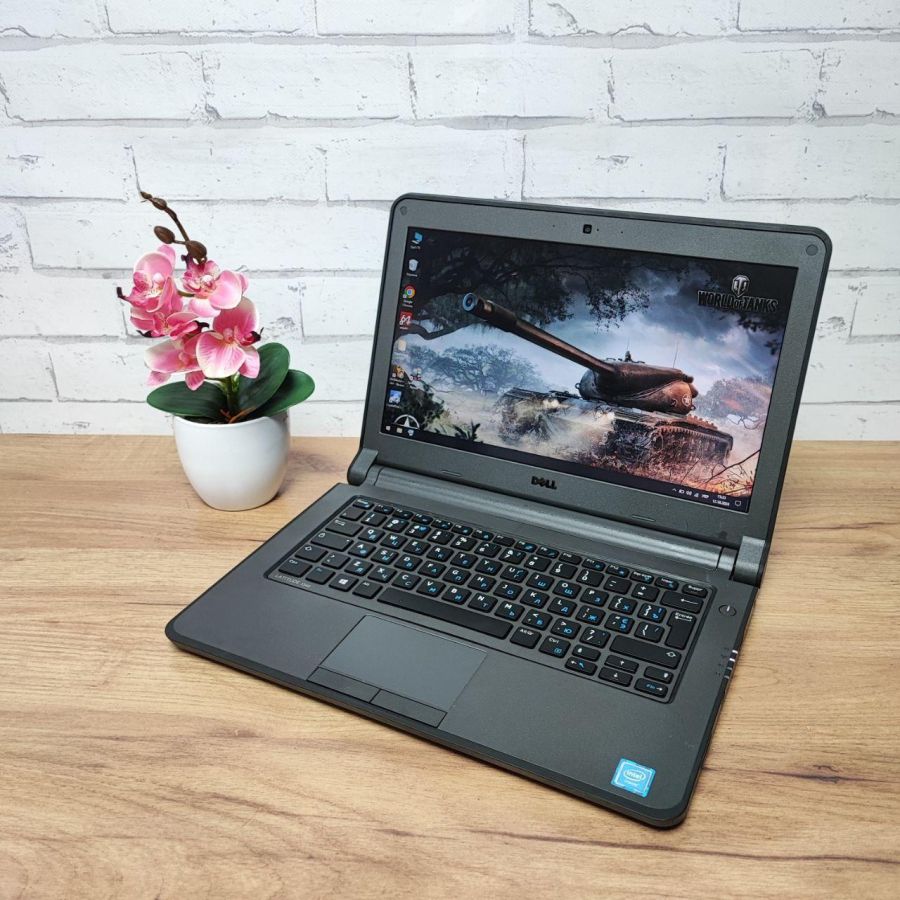 Ноутбук Б/В Dell Latitude E3350, Intel Celeron 3215U, DDR3 8 GB, SSD 128GB, 13.3" HD