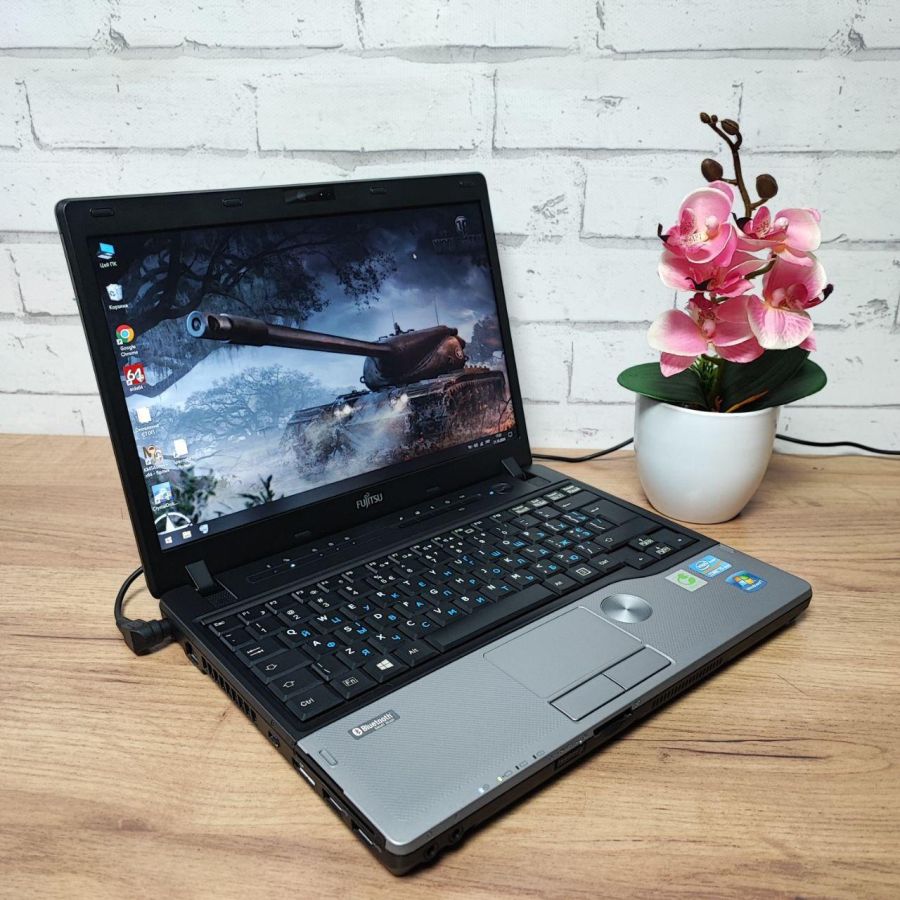 Ноутбук Б/В Fujitsu P772, Intel Core i5-3320M, DDR3 8 GB, SSD 128GB, 12.1" HD
