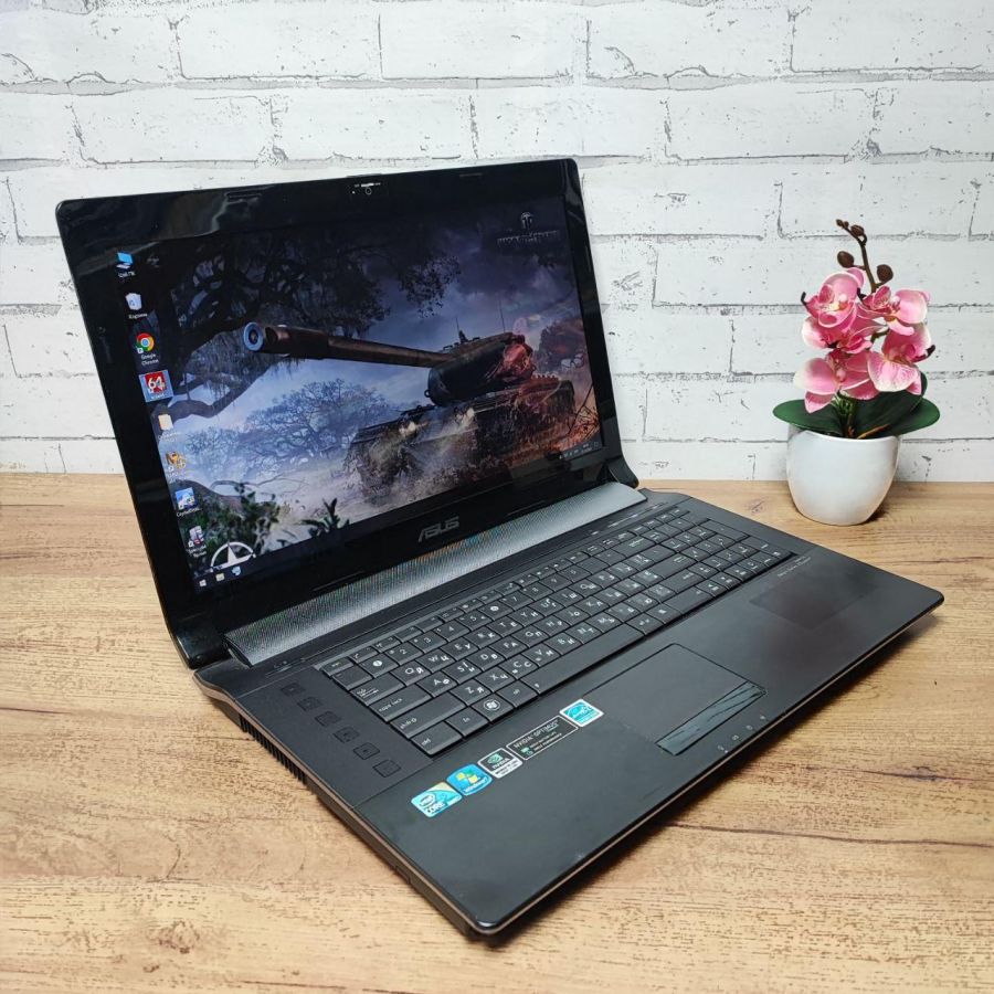 Ноутбук Б/В ASUS N73J, Intel Core i5-460M, DDR3 8 GB, SSD 128GB + HDD 250GB, NVIDIA GeForce 425M 1Gb, 17.3"