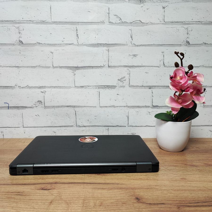 Ноутбук Б/В Dell Latitude E7250, Intel Core i5-5300U, DDR3 8 GB, SSD 128GB, 17.3" HD