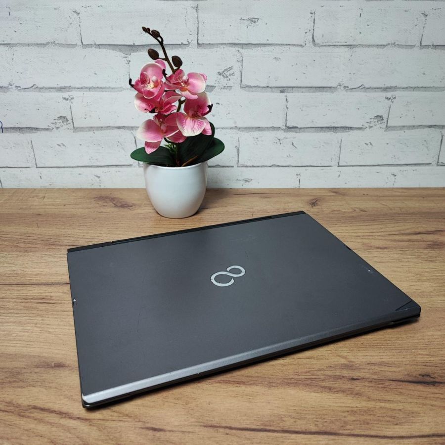 Уцінка! Ноутбук Б/В Fujitsu T936, Intel Core i5-6200U, DDR4 4 GB, SSD 128GB, 13" Full HD Сенсор