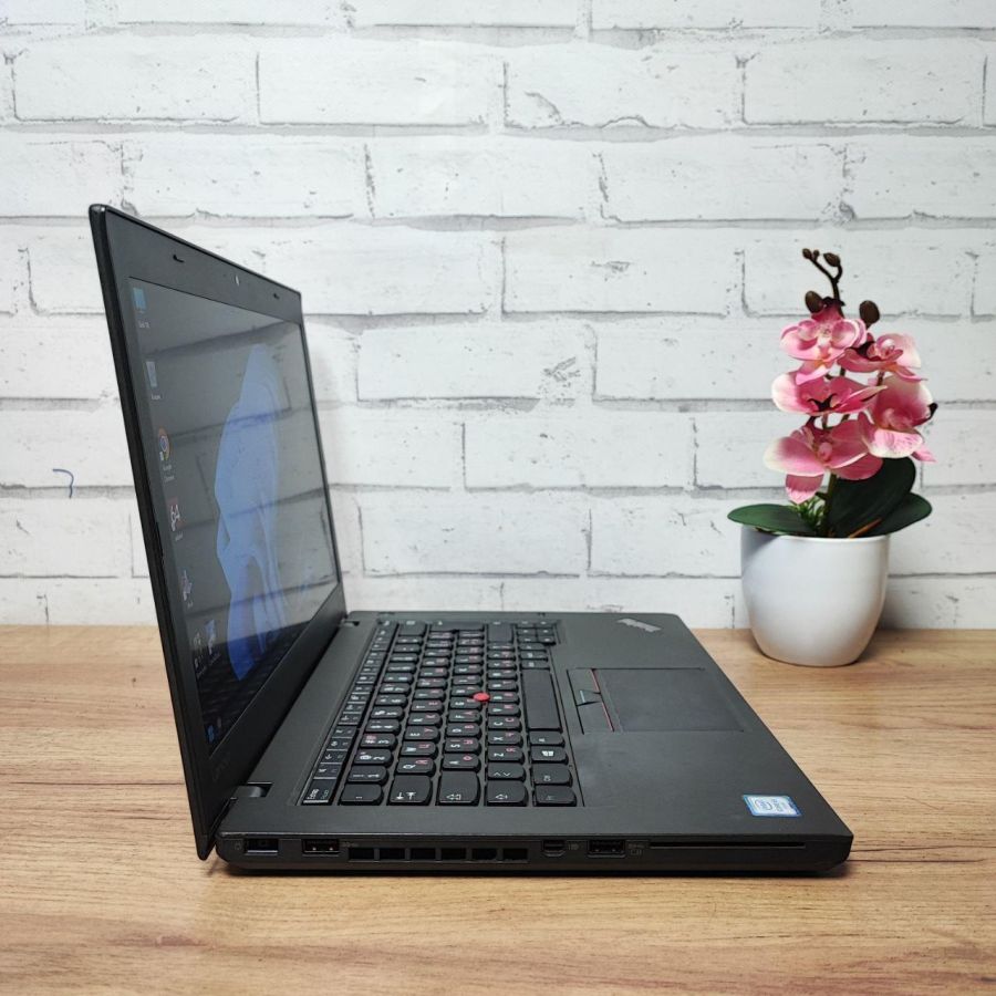 Ноутбук Б/В Lenovo T460, Intel Core i5-6200U, DDR3 8 GB, SSD 128GB, 14" Full HD