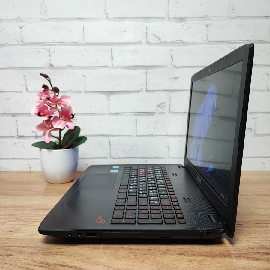 Уцінка! Ноутбук Б/В ASUS GL552V, Intel Core i7-6700HQ, DDR4 16 GB, SSD 128GB, 15.6" Full HD
