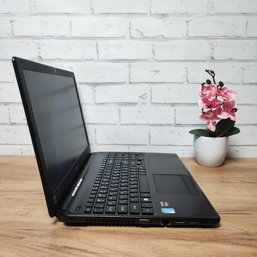 Ноутбук Б/В Acer Aspire E1-V5WE2, Intel Core i7-4500U, DDR3 8 GB, SSD 128GB, AMD Radeon R7 2Gb, 15.6" Full HD
