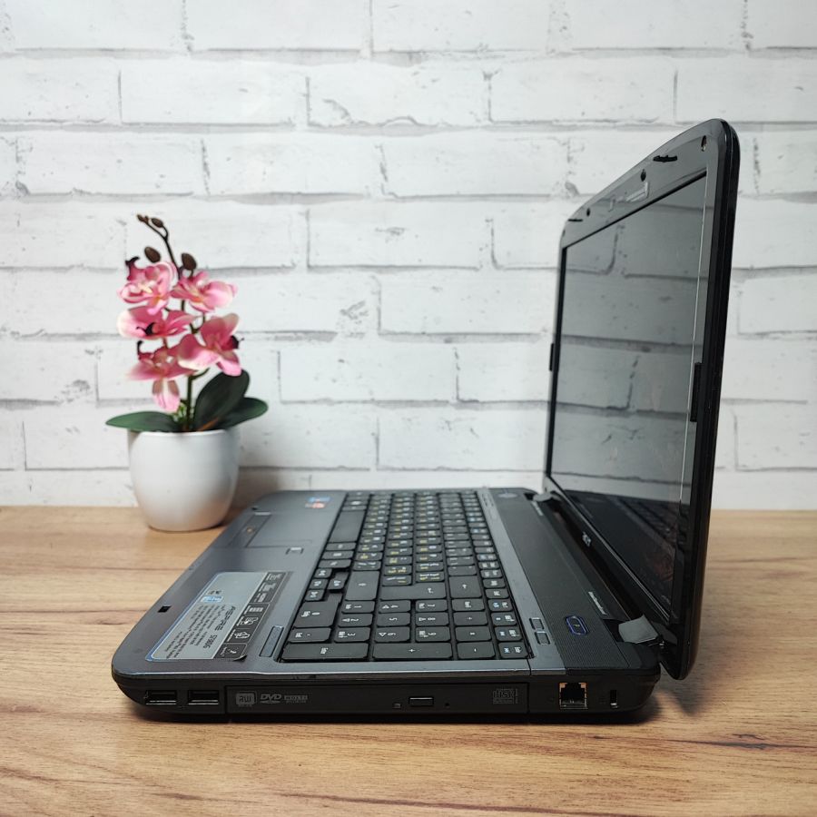 Ноутбук Б/В Acer Aspire 5738DG, Intel Core 2 Duo, DDR2 4 GB, SSD 128GB, AMD Radeon HD 4500, 15.6" HD