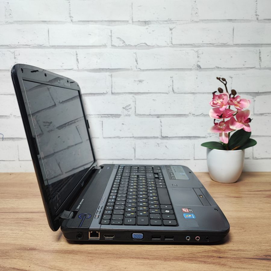 Ноутбук Б/В Acer Aspire 5738DG, Intel Core 2 Duo, DDR2 4 GB, SSD 128GB, AMD Radeon HD 4500, 15.6" HD