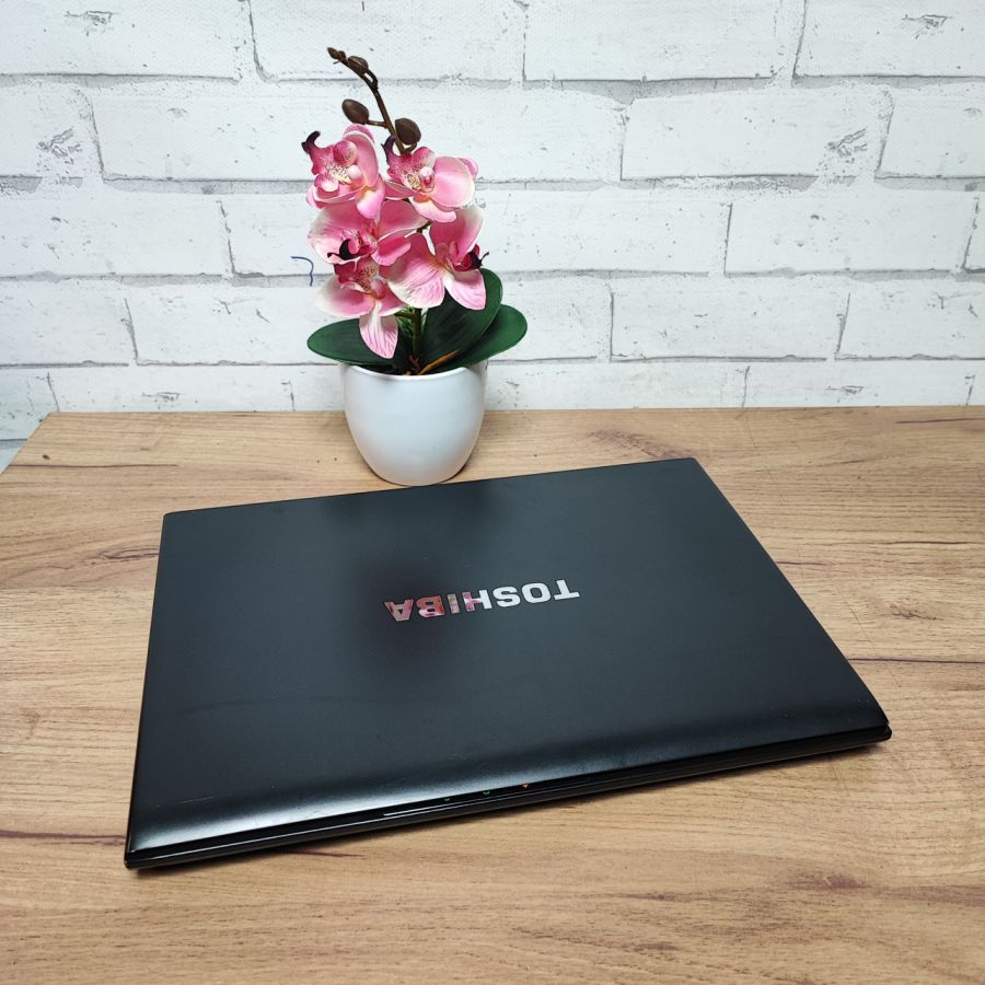 Ноутбук Б/В Toshiba Portege R700-183, Intel Core i5-560M, DDR3 8 GB, SSD 128GB, 13.3" HD
