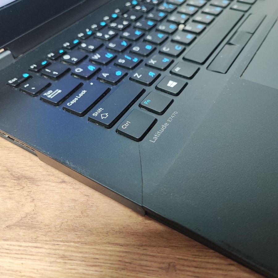 Уцінка! Ноутбук Б/В Dell Latitude E7470, Intel Core i5-6300U, DDR4 8 GB, SSD 128GB, 14" Full HD