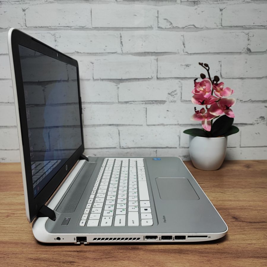 Ноутбук Б/В HP ProtectSmart, Intel Core i3-5010U, DDR3 8 GB, SSD 128GB, 15.6" HD
