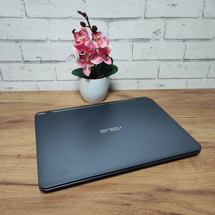 Ноутбук Б/В ASUS A407U, Intel Core i3-7020U, DDR4 16 GB, SSD 256GB, NVIDIA GeForce MX130 2GB, 14" Full HD