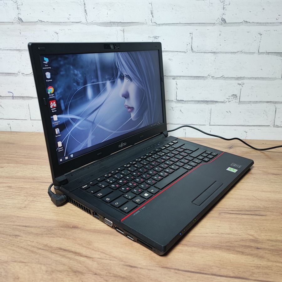 Уцінка! Ноутбук Б/В Fujitsu E544, Intel Core i5-4310M, DDR3 8 GB, SSD 128GB, 14" HD