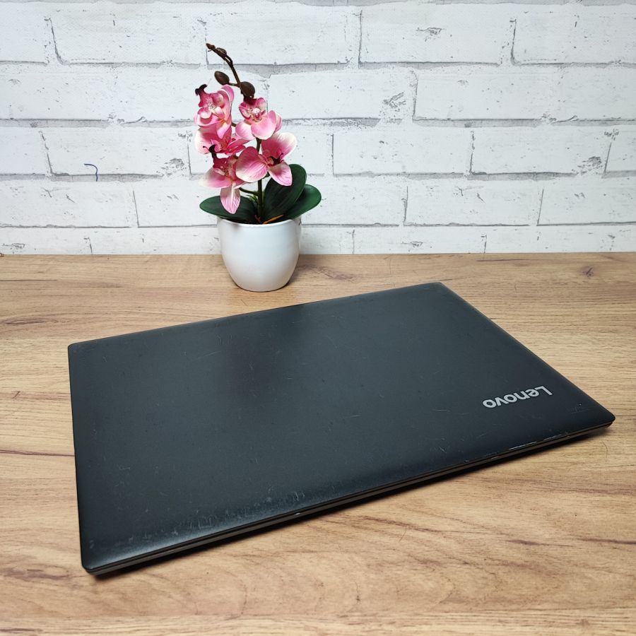 Ноутбук Б/В Lenovo IdeaPad 330, Intel Core i5-8300H, DDR4 20 GB, SSD 512GB, NVIDIA GTX 1050 4Gb, 15.6"
