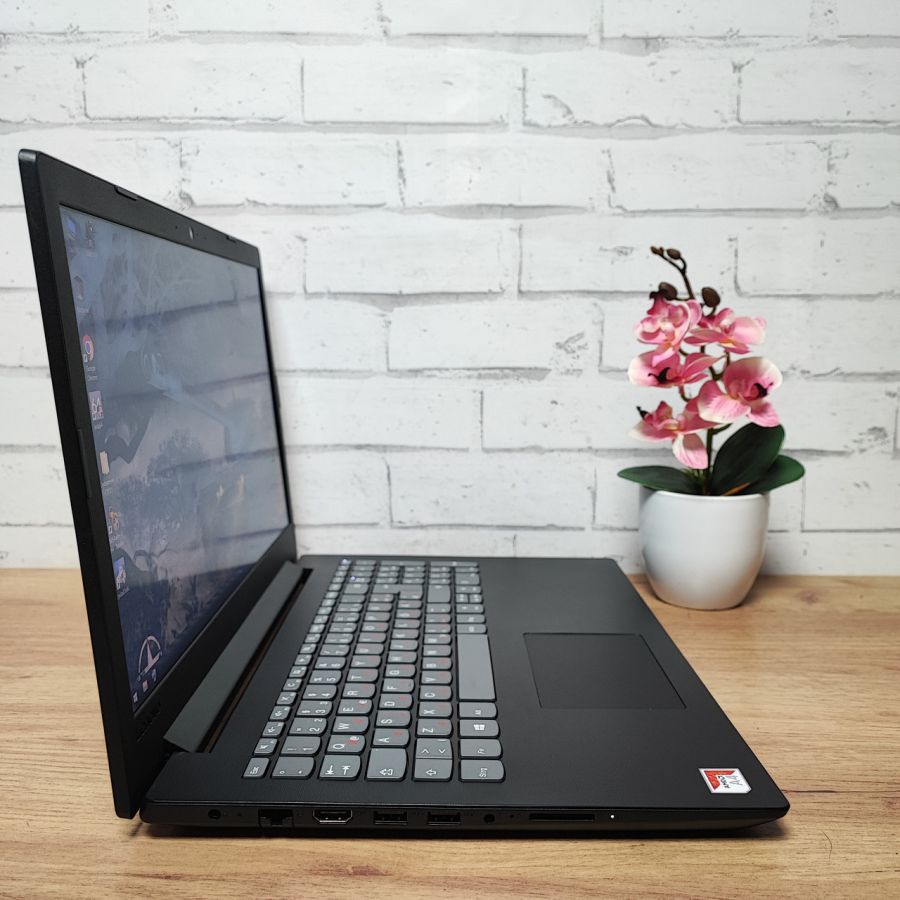 Ноутбук Б/В Lenovo 81MT, AMD A4-9125, DDR4 8 GB, SSD 128GB, AMD Radeon R3, 15.6" Full HD