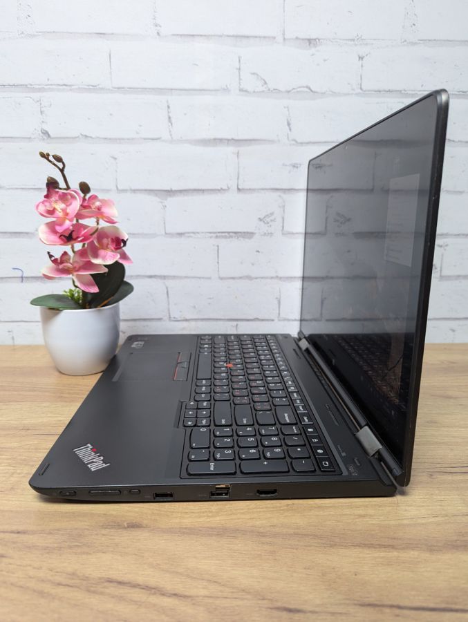 Ноутбук Б/В Lenovo Yoga 15, Intel Core i5-5200U, DDR3 8 GB, SSD 256GB, 15.6" Full HD Сенсор