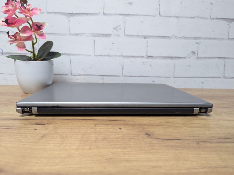 Уцінка! Ноутбук Б/В Lenovo IdeaPad S400, Intel Core i5-3317U, DDR3 8 GB, SSD 128GB, 13.3" HD