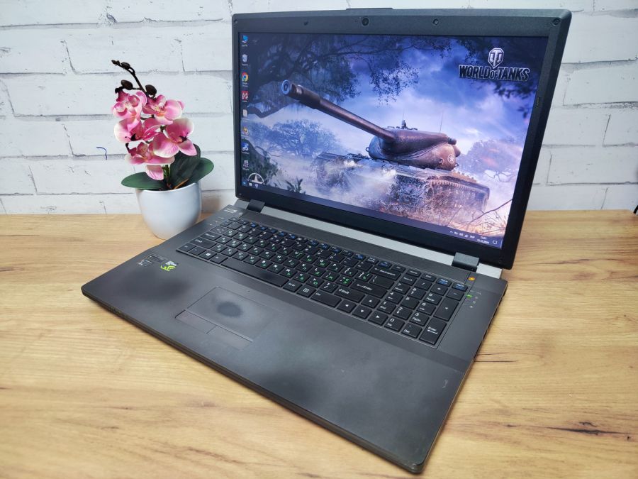 Уцінка! Ноутбук Б/В BTO W370ST, Intel Core i7-4700MQ, DDR3 12 GB, SSD 128GB + HDD 500GB, GTX 765M 2Gb, 17"