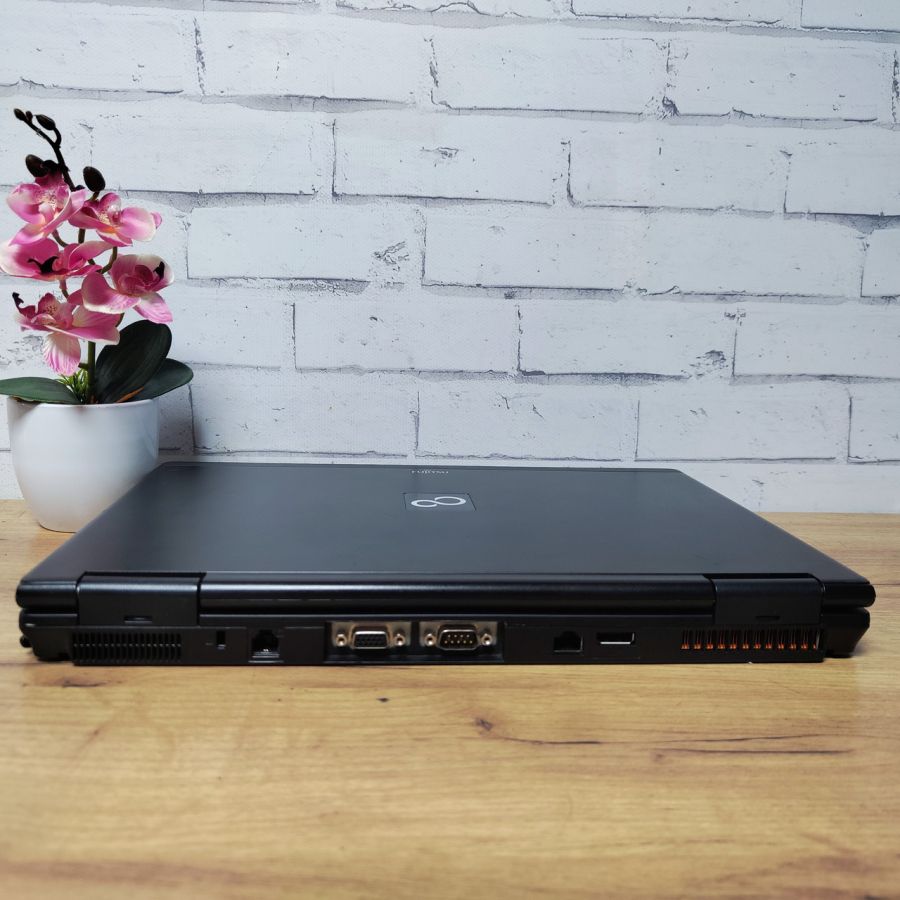 Уцінка! Ноутбук Б/В Fujitsu E780, Intel Core i5-560M, DDR3 4 GB, SSD 128GB, 15.6" HD