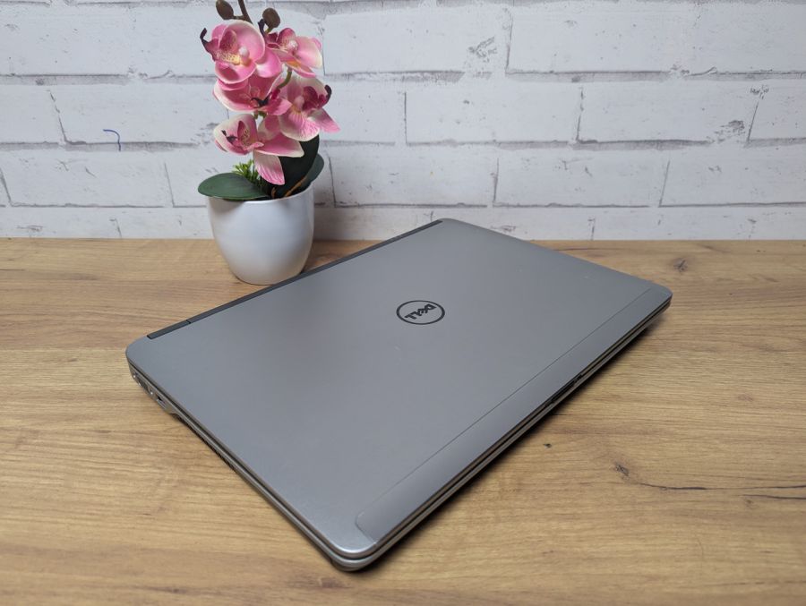 Ноутбук Б/В Dell Latitude E6440, Intel Core i5-4310M, DDR3 8 GB, SSD 128GB, AMD Radeon HD 8600M 2Gb, 14" HD