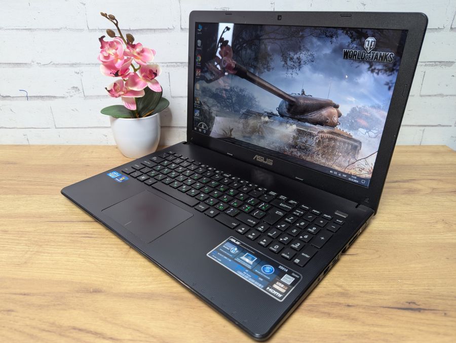 Ноутбук Б/В ASUS X501A, Intel Core i3-2350M, DDR3 8 GB, SSD 128GB, 15.6" HD