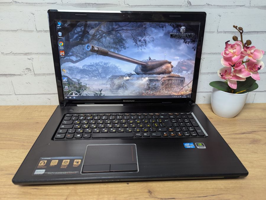 Ноутбук Б/В Lenovo G780, Intel Core i3-2328M, DDR3 8 GB, SSD 256GB, GT 635M 2Gb, 17.3"