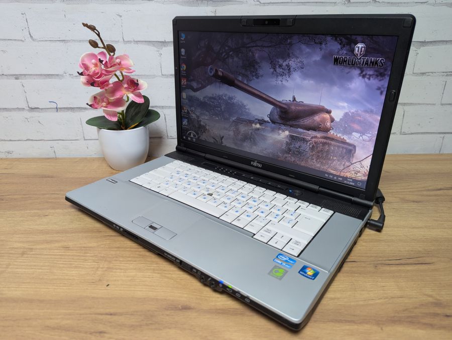 Уцінка! Ноутбук Б/В Fujitsu E751, Intel Core i5-2520M, DDR3, SSD 128GB, 15.6" HD