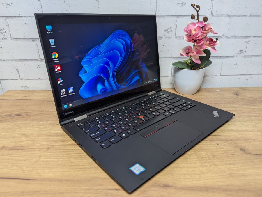 Ноутбук Б/В Lenovo X1 Yoga, Intel Core i5-7200U, DDR3, SSD 256GB, 14" Full HD