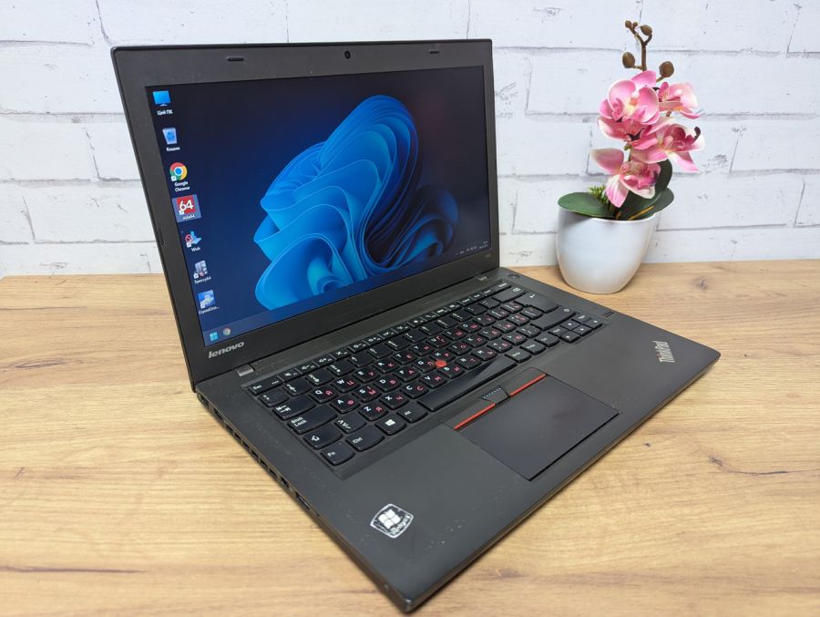 Ноутбук Б/В Lenovo ThinkPad T520, Intel Core i5-2520M, DDR3, SSD 128GB, 15.6" HD