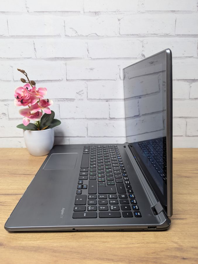 Ноутбук Б/В Acer Aspire V5 ZRQ, Intel Core i5-4200U, DDR3 8 GB, SSD 128GB, GT 750M 4 Gb, 15.6" Сенсор