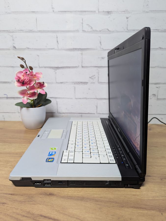 Уцінка! Ноутбук Б/В Fujitsu E780, Intel Core i5-560M, DDR3 4 GB, SSD 128GB, 15.6" HD