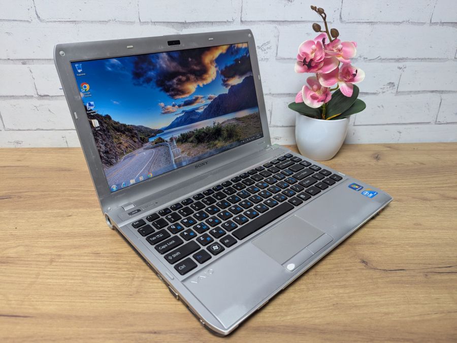 Ноутбук Б/В Sony PCG-51211L, Intel Core i5-430M, DDR3, SSD 128GB, 13.3" HD