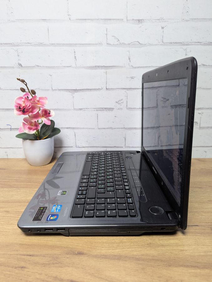 Ноутбук Б/В Medion P6634, Intel Core i3-2350M, DDR3, HDD 1GB, NVIDIA GeForce GT630M, 15.6"