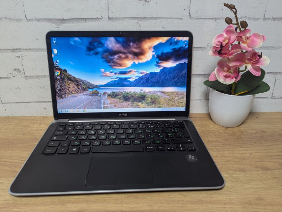Ноутбук Б/В Dell XPS, Intel Core i5-2467M, DDR3 3 GB, SSD 128GB, 13" HD