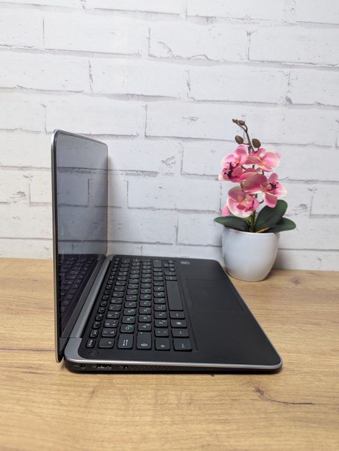 Ноутбук Б/В Dell XPS, Intel Core i5-2467M, DDR3 3 GB, SSD 128GB, 13" HD