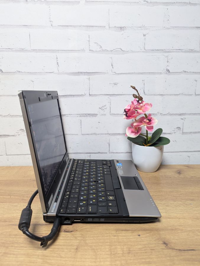 Уцінка! Ноутбук Б/В HP EliteBook 2540P, Intel Core i5-540M, DDR3 4 GB, SSD 128GB, 12.1" HD