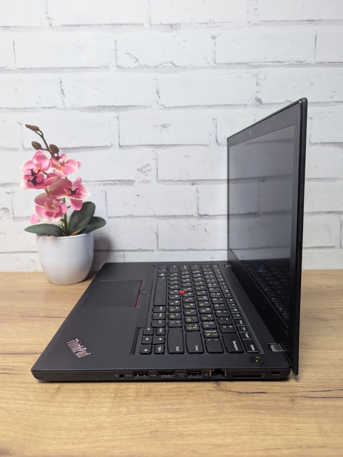 Ноутбук Б/В Lenovo A475, Intel Core i5-6200U, DDR4, SSD 128GB, 14" Full HD Сенсор