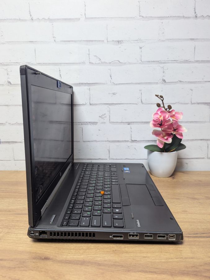 Ноутбук Б/В HP EliteBook 8570W, Intel Core i7-3630QM, DDR3 8 GB, SSD 256GB, AMD Radeon HD 7700M, 15.6" Full HD