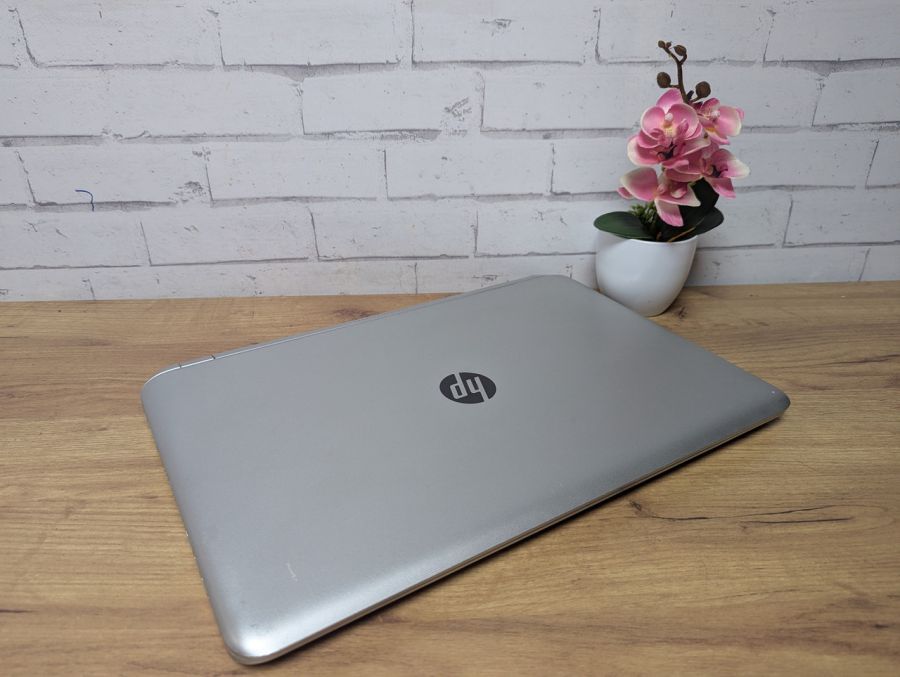 Ноутбук Б/В HP Pavilion ProtectSmart, AMD A8-6410, DDR3 8 GB, SSD 256GB, AMD Radeon R7 M260 2Gb, 17"