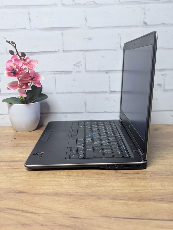 Уцінка! Ноутбук Б/В Dell E7440, Intel Core i7-4600U, DDR3 8 GB, SSD 128GB, 14" HD